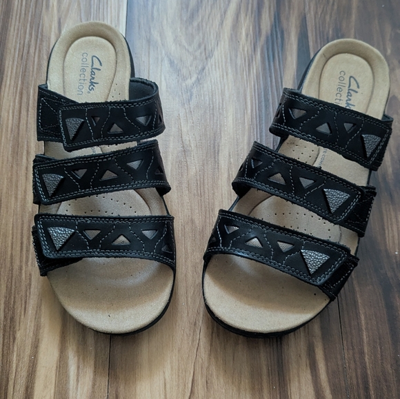 Clarks Shoes - Clarks Laurieann Emma Women's Leather Flat Sandals